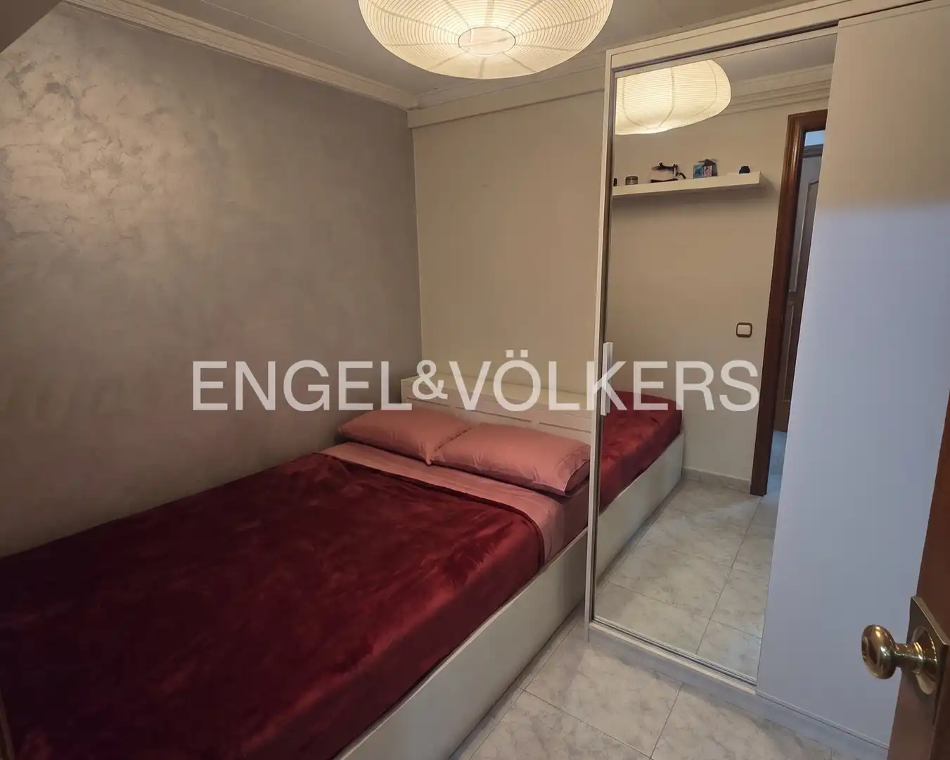 Schlafzimmer von Wohnung zum Verkauf in Barcelona mit Heizung und Terrasse
