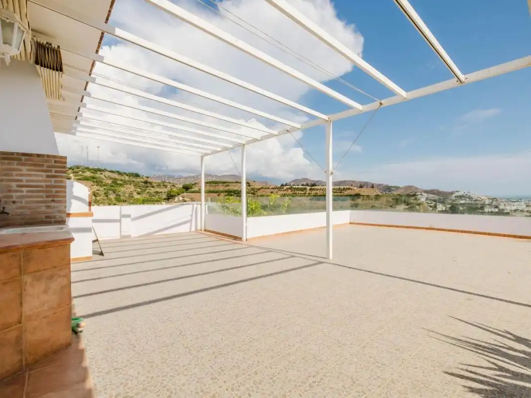 Terrassa de Casa o xalet en venda en Torrox amb Aire condicionat, Calefacció i Jardí privat