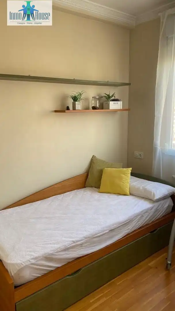 Habitación de Ático de alquiler en Albacete con Aire acondicionado, Calefacción y Terraza