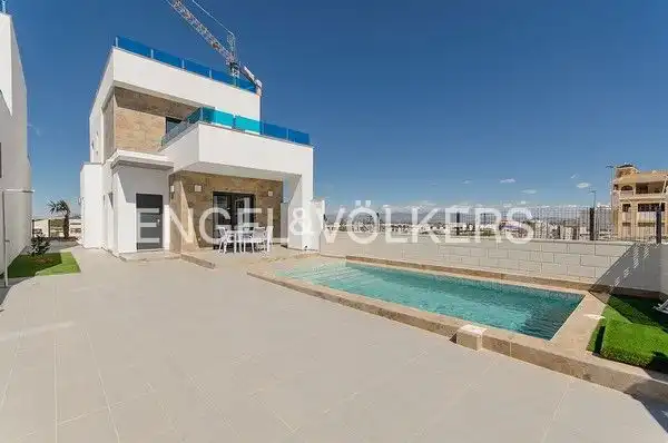 Piscina de Casa o chalet en venta en Orihuela con Aire acondicionado, Calefacción y Jardín privado
