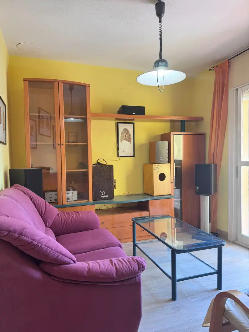 Wohnzimmer von Einfamilien-Reihenhaus zum Verkauf in Roquetas de Mar mit Klimaanlage