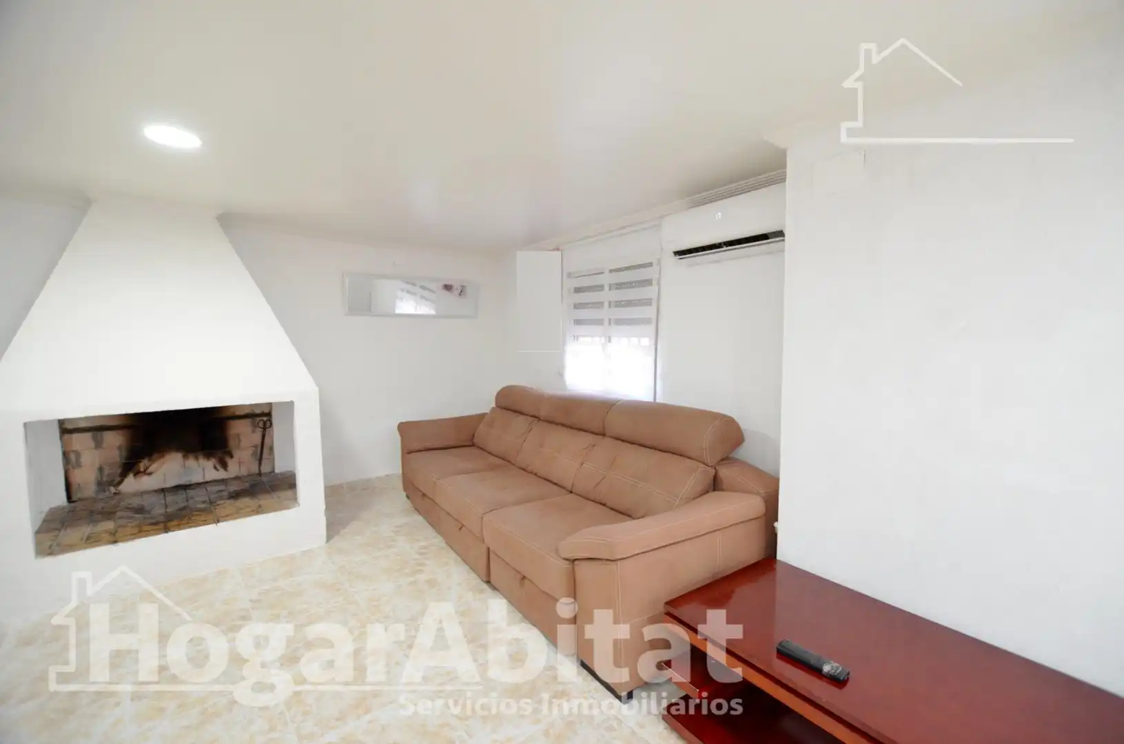 Sala d'estar de Casa o xalet en venda en Alicante / Alacant amb Aire condicionat, Calefacció i Terrassa