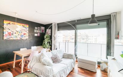 Living room of Flat for sale in  Barcelona Capital  with Air Conditioner, Heating and Terrace