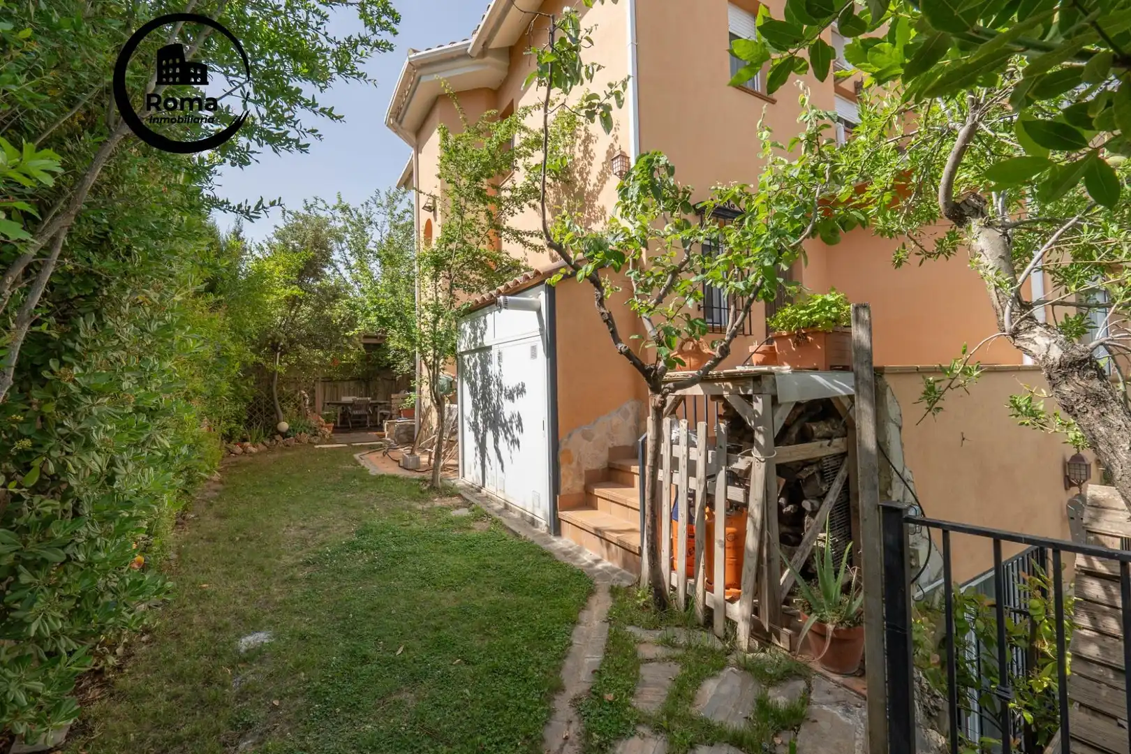 Jardí de Casa o xalet en venda en La Zubia amb Aire condicionat, Calefacció i Jardí privat
