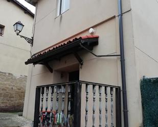 Balcony of House or chalet for sale in Nestares