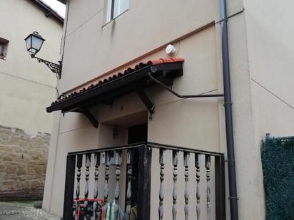Terrassa de Casa o xalet en venda en Nestares amb Calefacció i Traster