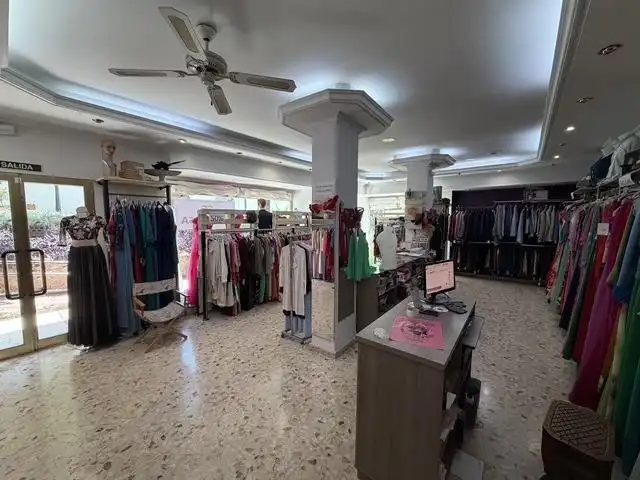 Local de alquiler en Marbella