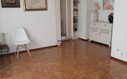 Wohnzimmer von Wohnung zum verkauf in Alcalá de Henares mit Klimaanlage, Terrasse und Balkon