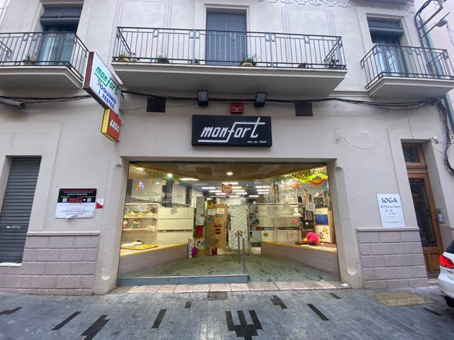 Local comercial en Alquiler en Eixample - Horta Capallera