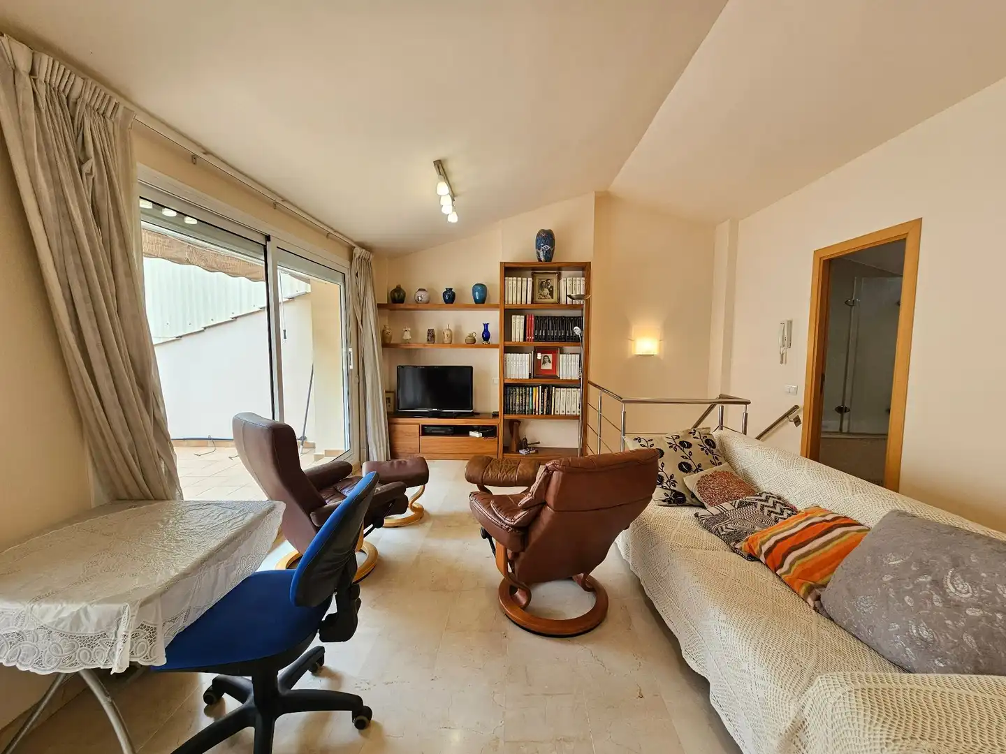 Living room of Duplexes for sale in Terrassa  with Air Conditioner, Heating and Storage room