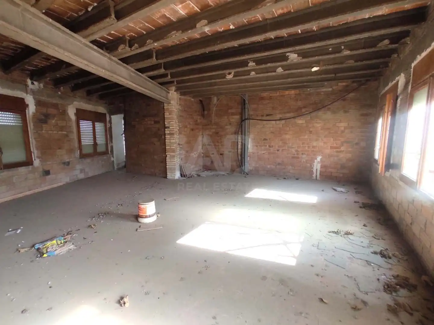 Buildings for sale in Llorenç del Penedès