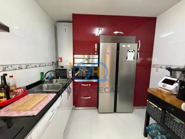 Cocina de Dúplex en venta en Numancia de la Sagra con Aire acondicionado, Calefacción y Alarma