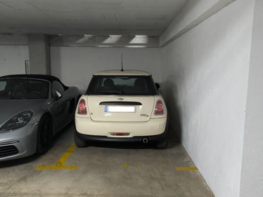Individual with lift for sale in Centre