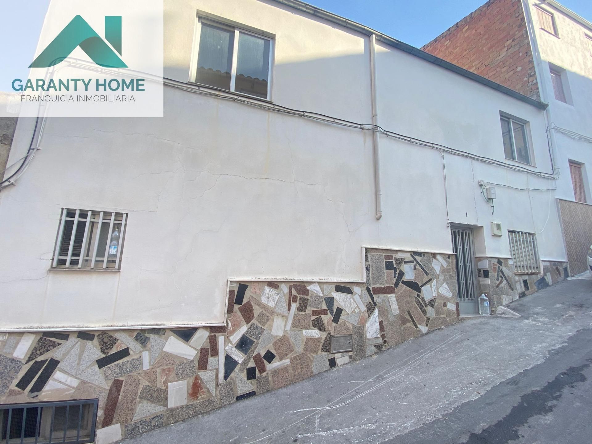 Exterior view of House or chalet for sale in Fuensanta de Martos  with Terrace