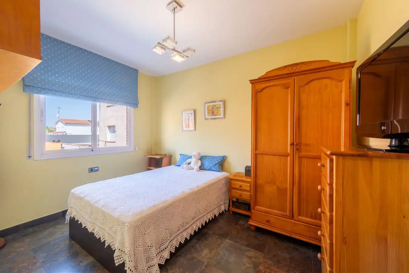 Dormitori de Casa adosada en venda en Montcada i Reixac amb Calefacció, Jardí privat i Terrassa
