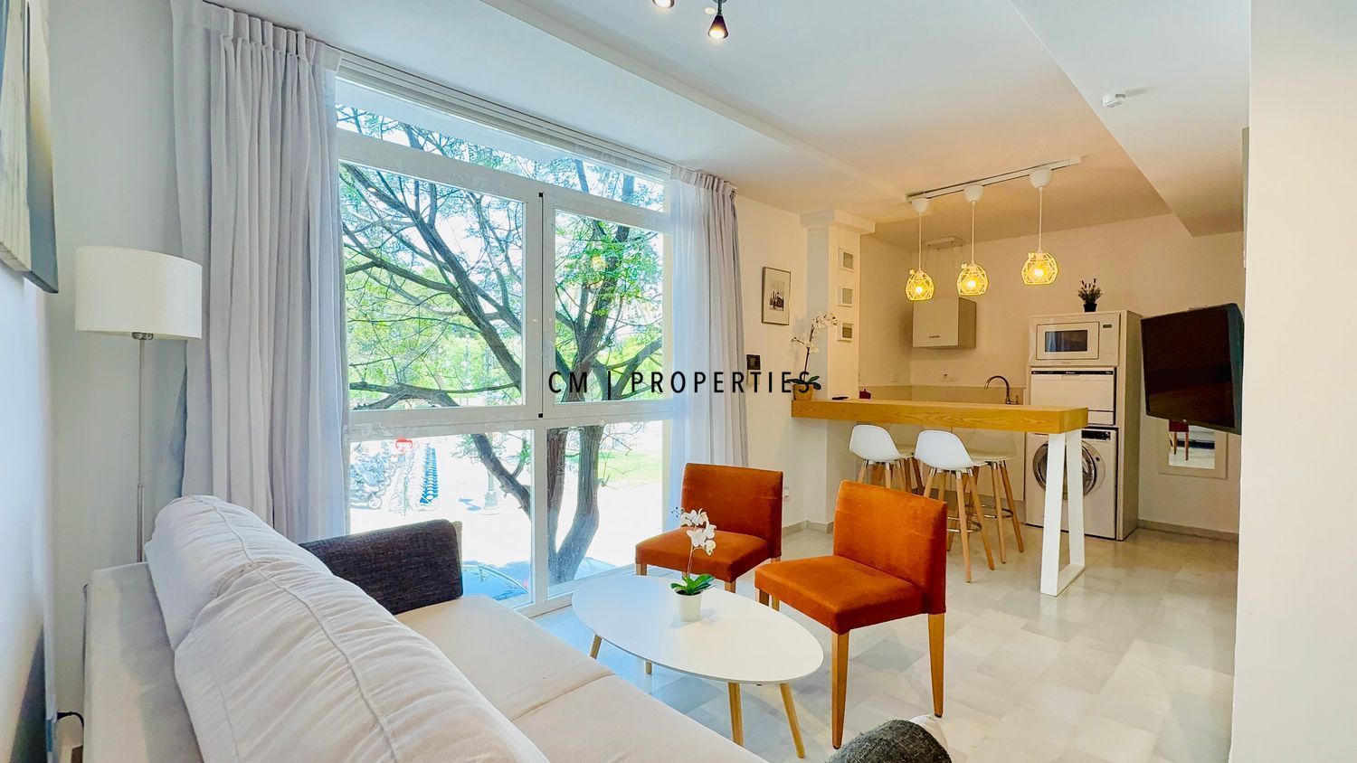 Exterior view of Flat to rent in  Valencia Capital  with Air Conditioner, Heating and Furnished