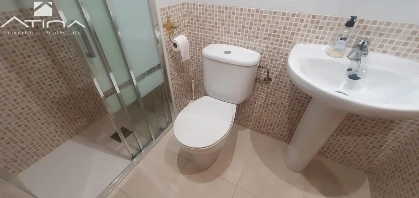 Badezimmer von Wohnungen zum Verkauf in Daimús mit Klimaanlage, Heizung und Privatgarten