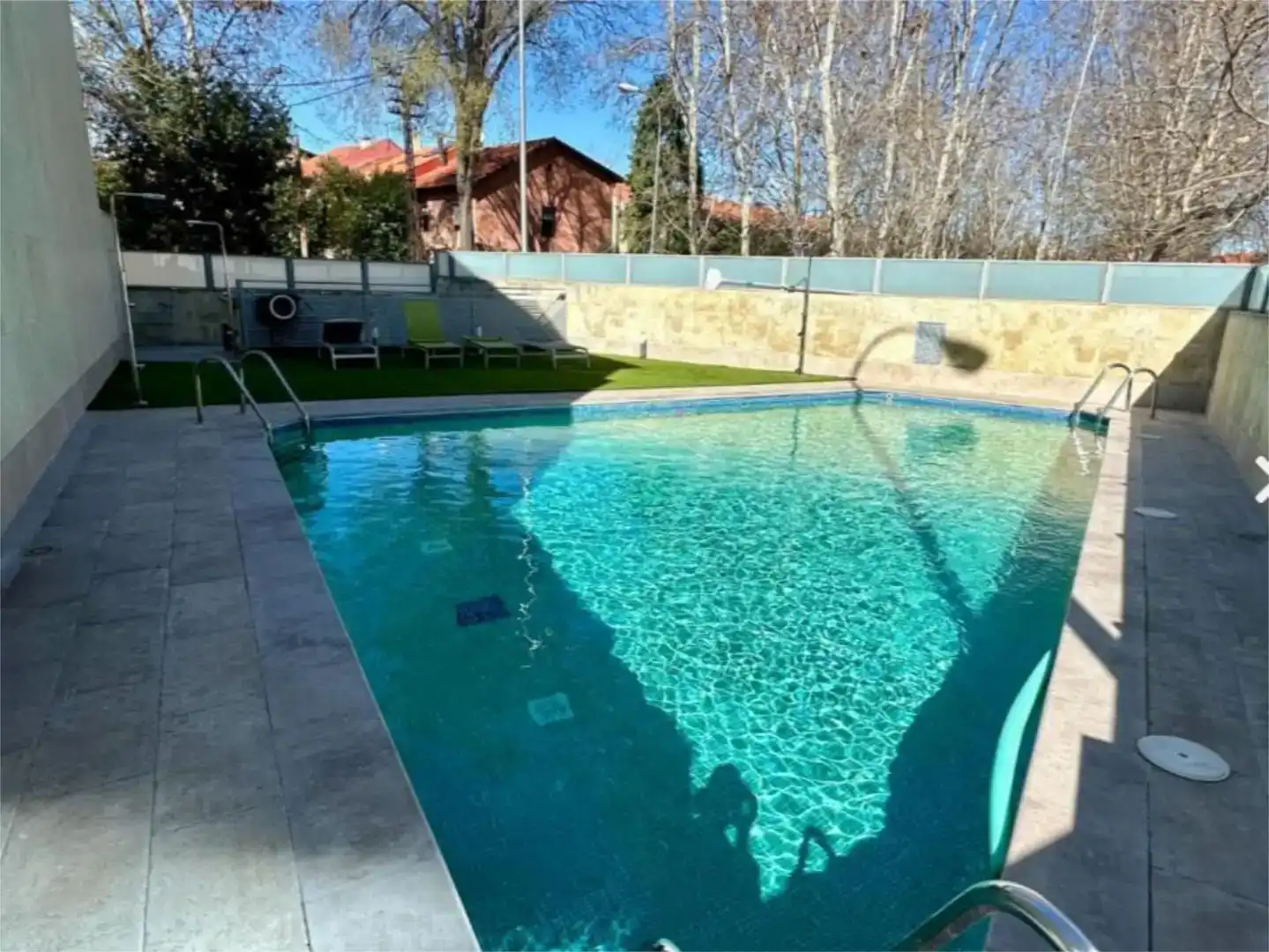 Piscina de Pis en venda en Chamartín