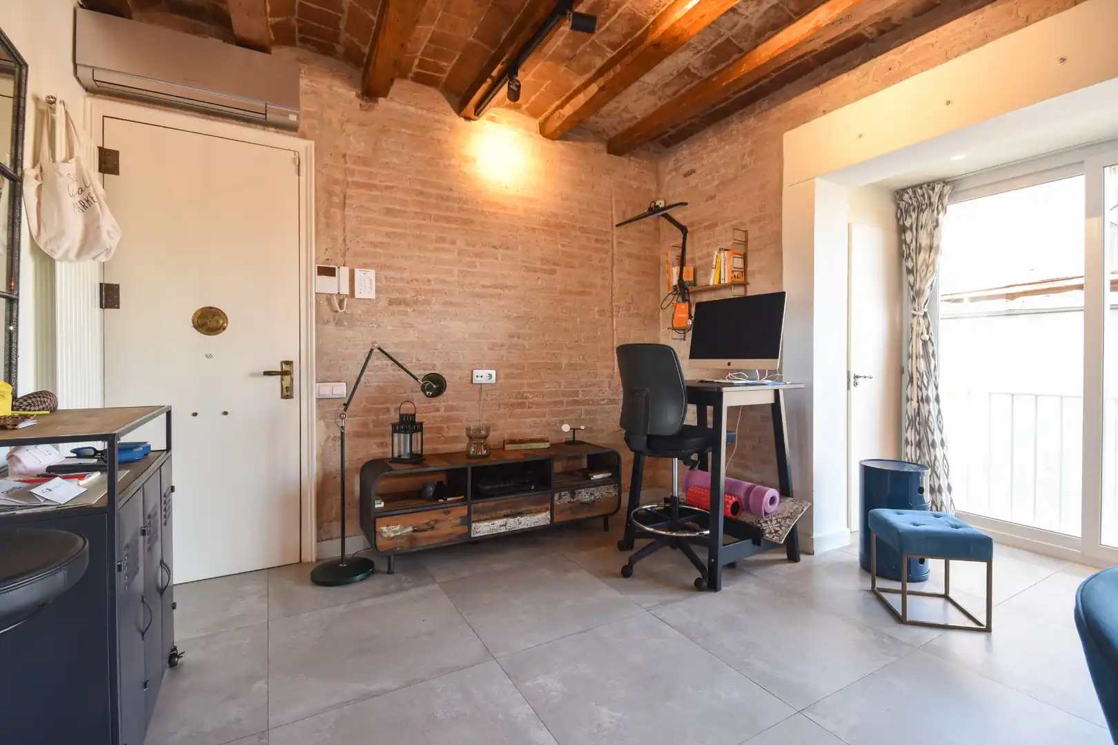 Apartament en venda a El Poble Sec - Parc de Montjuïc