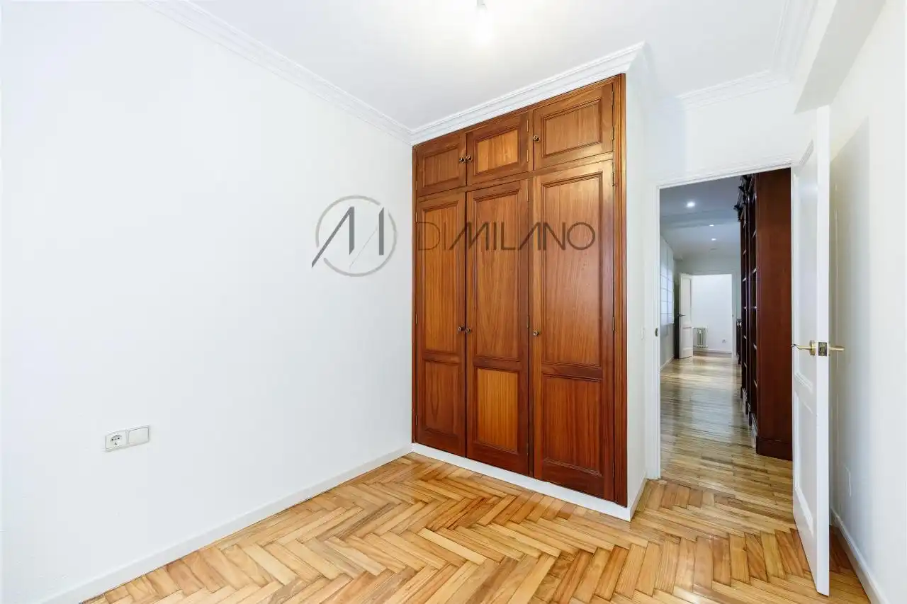 Bedroom of Flat for rent in Vigo   with Heating, Parquet flooring and Terrace