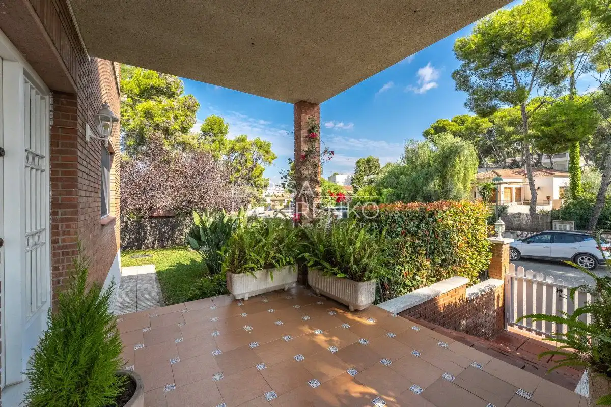 Jardí de Casa o xalet en venda en Tarragona amb Aire condicionat, Calefacció i Jardí privat