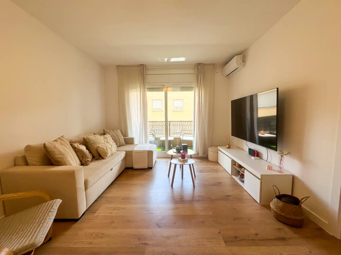 Sala de estar de Piso en venta en Caldes de Montbui con Aire acondicionado, Parquet y Horno
