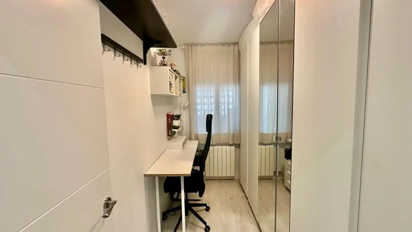 Apartamento en venta en El Poal