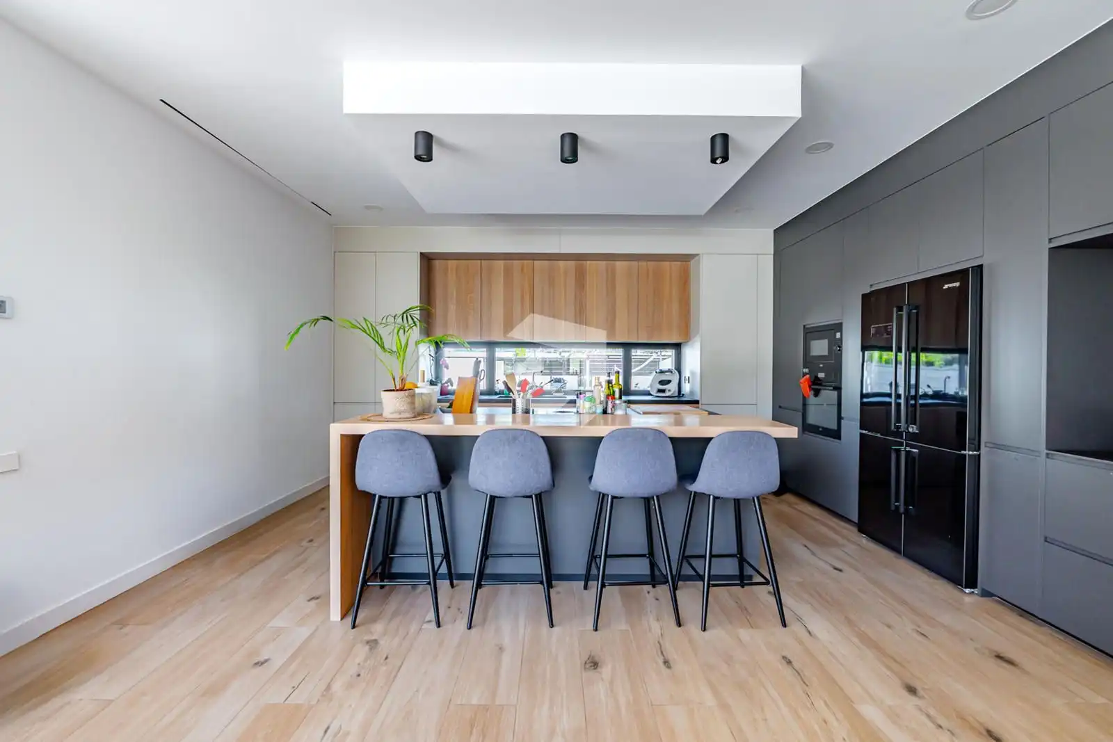 Kitchen of Houses for sale in Pozuelo de Alarcón  with Air Conditioner, Heating and Terrace