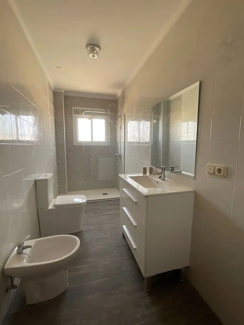 Bathroom of Land for sale in Antequera