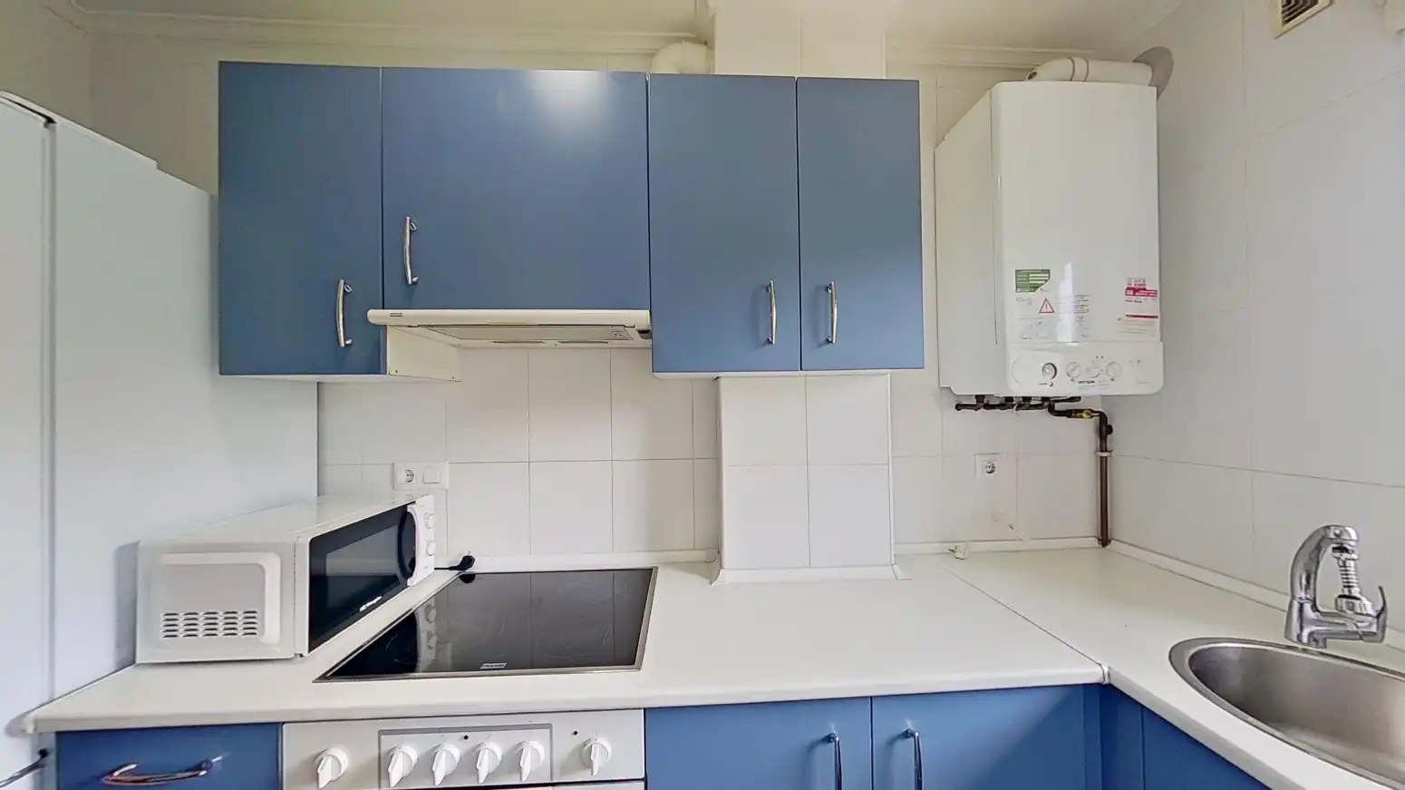 Kitchen of Flat for sale in Cartes  with Heating, Parquet flooring and Storage room