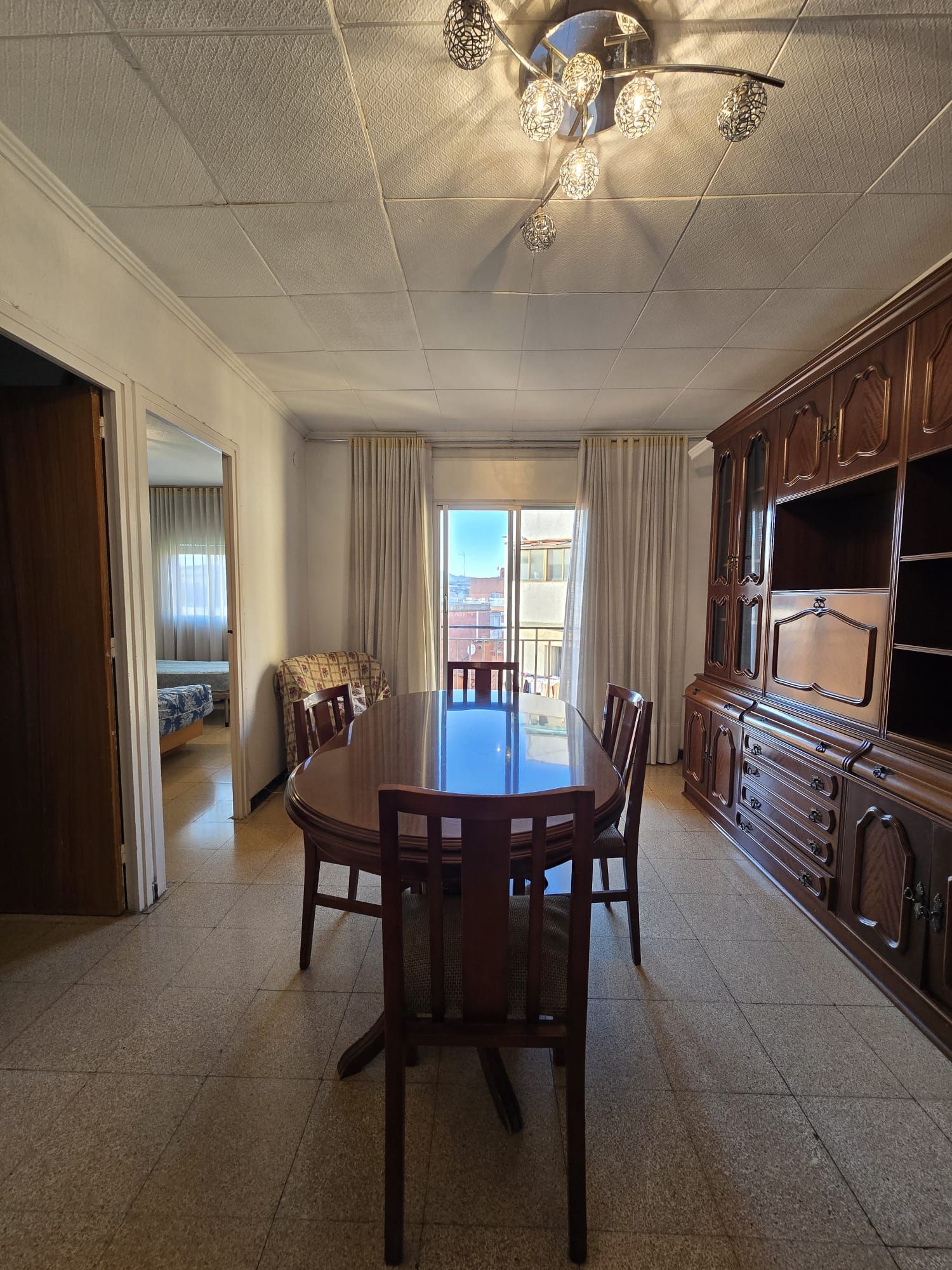 Comedor de Piso en venta en Sant Adrià de Besòs con Balcón