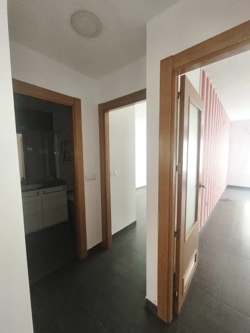 Piso con ascensor en venta en Cúllar Vega, imagen 5