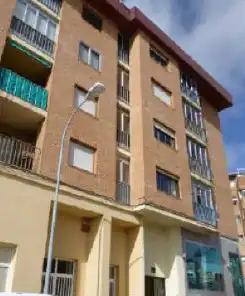 Commercial properties for sale in Polideportivos Asperon - Mariano Vicen