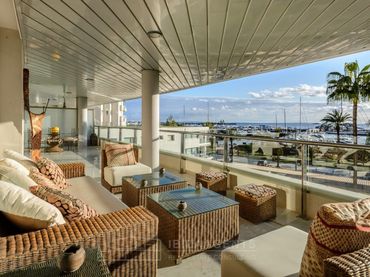 Apartment mit Pool zur Miete in Passeig Joan Carles I