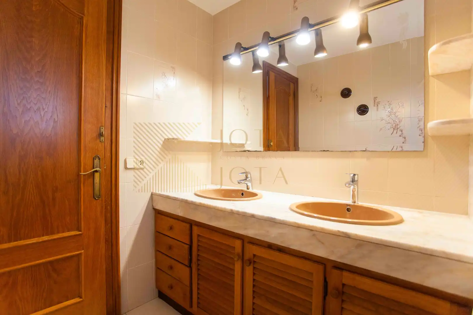 Casa con terraza en venta en Mas Baell - Can Carbó, imagen 50