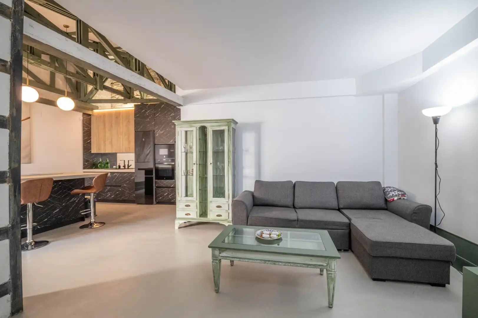Sala d'estar de Apartament en venda en Granada amb Aire condicionat, Calefacció i Terrassa