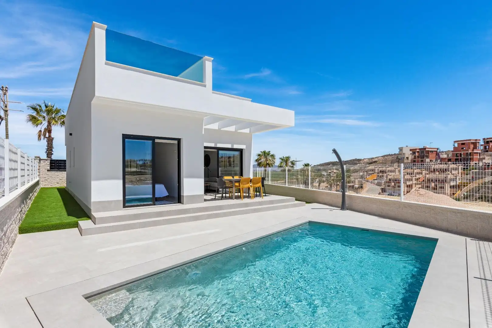 Chalet con piscina en venta en Urbanización La Finca Golf, imagen 2