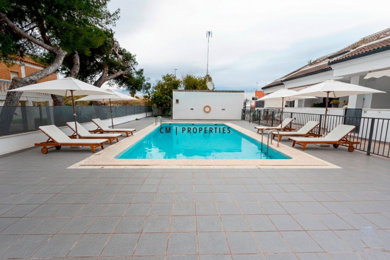 Piscina de Casa adosada de lloguer en Sagunto / Sagunt amb Aire condicionat, Calefacció i Terrassa