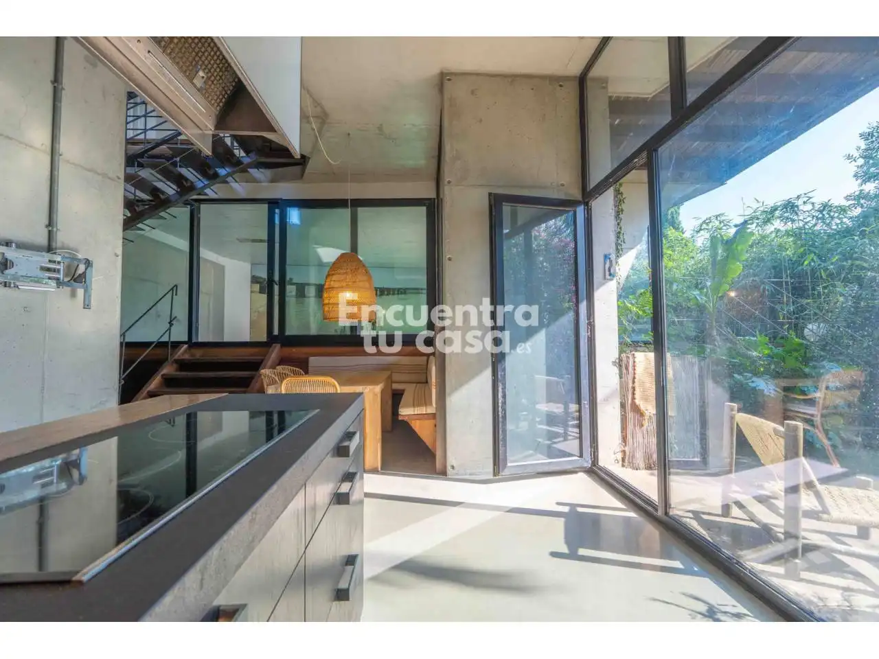 Cuina de Casa o xalet en venda en Donostia - San Sebastián  amb Jardí privat, Terrassa i Piscina