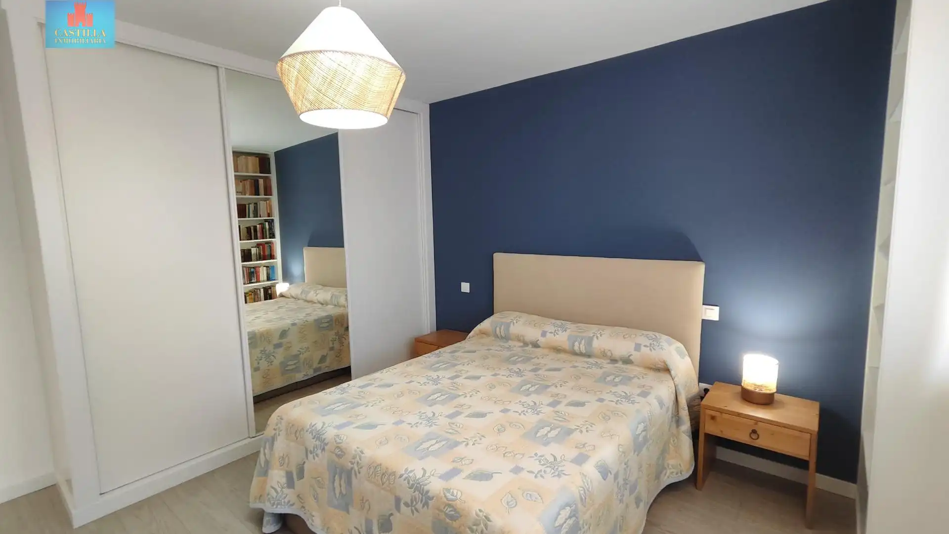 Habitación de Piso en venta en Ávila con Calefacción, Jardín privado y Terraza