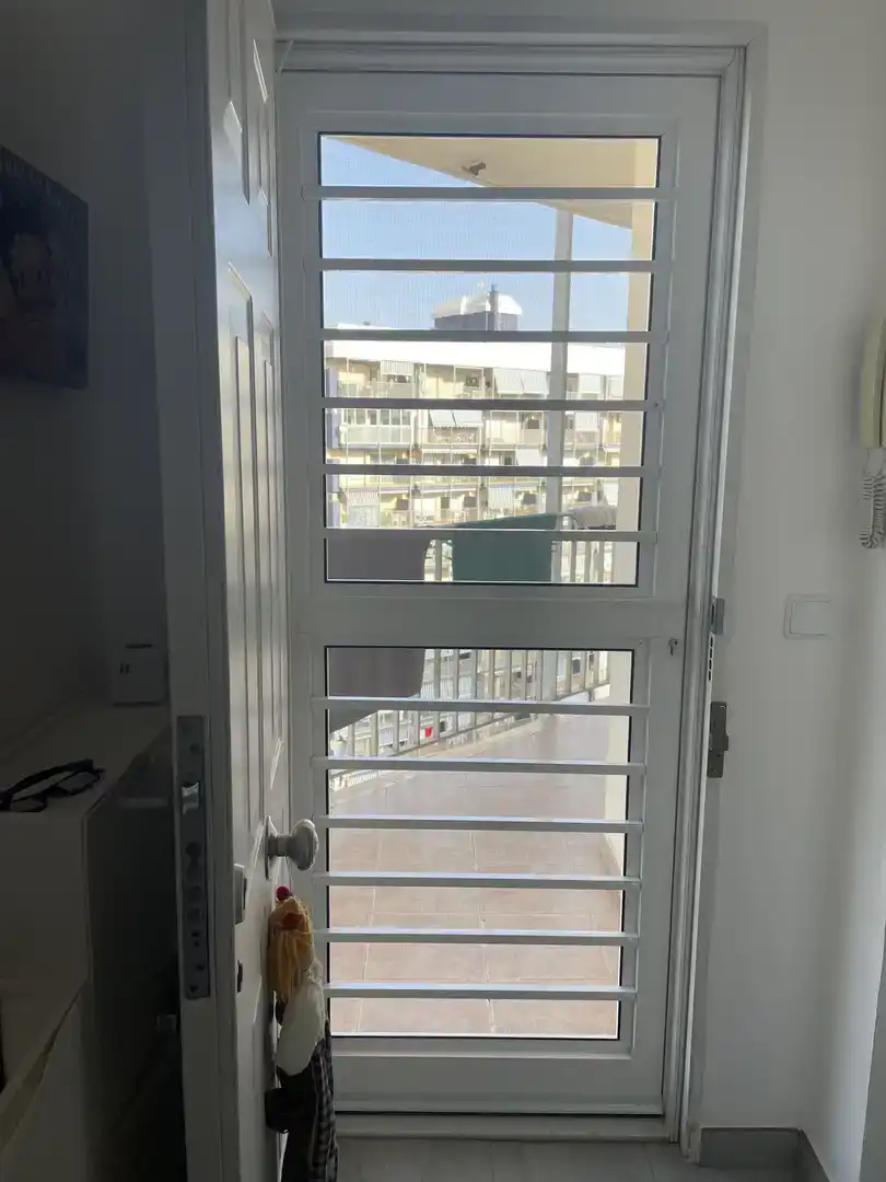 Terrassa de Estudi en venda en La Pobla de Farnals amb Moblat