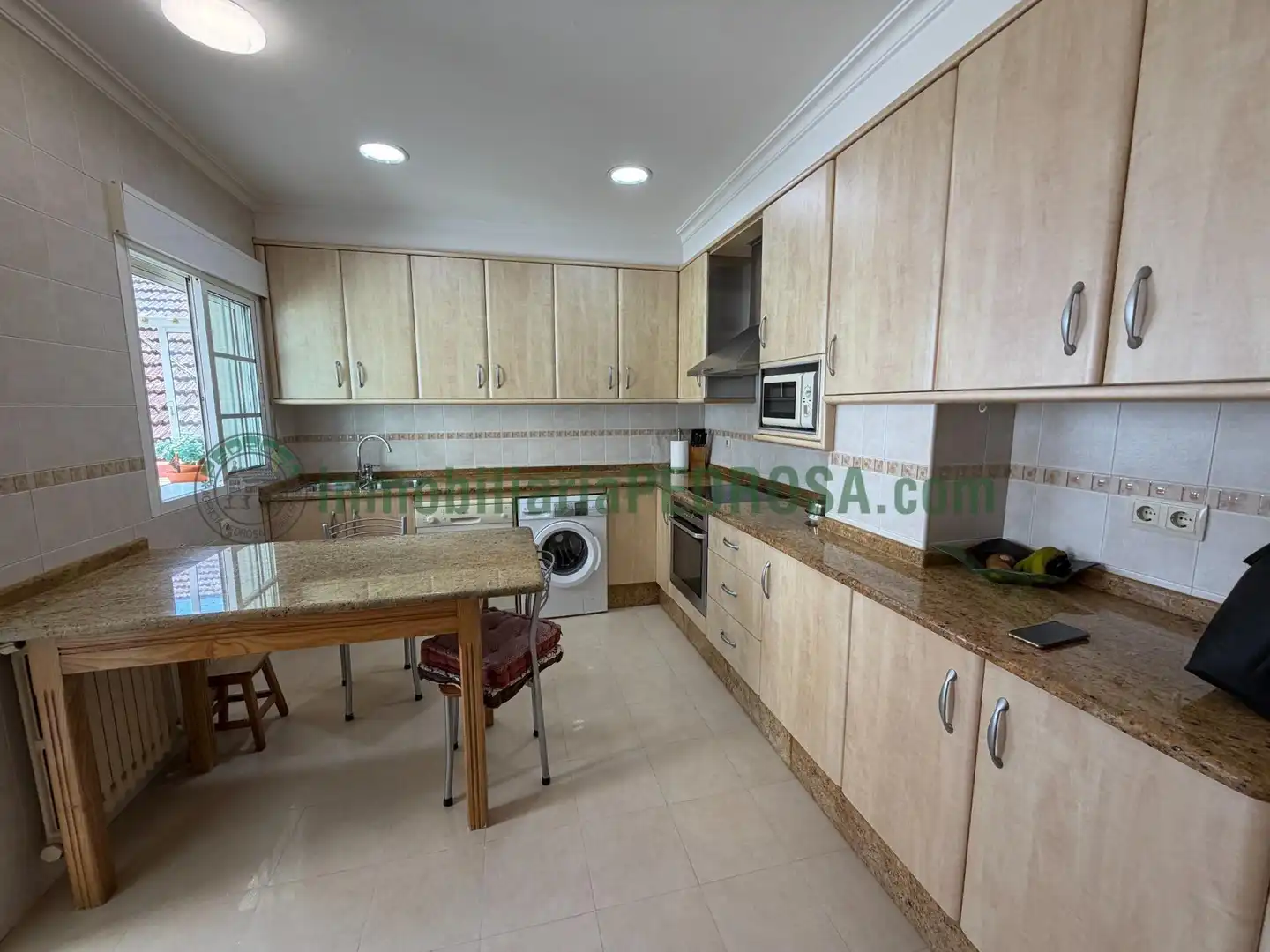 Apartamento en venta en JOAQUIN COSTA, Zona de Plaza de Barcelos