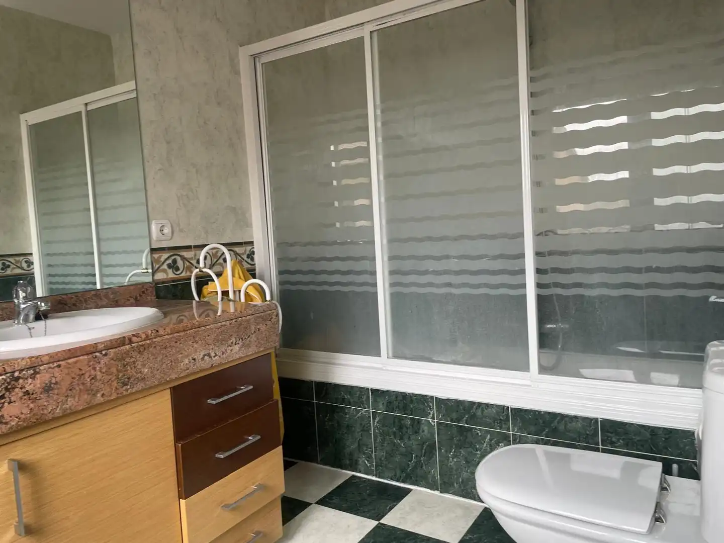Casa adosada en venta en Hontanares de Eresma
