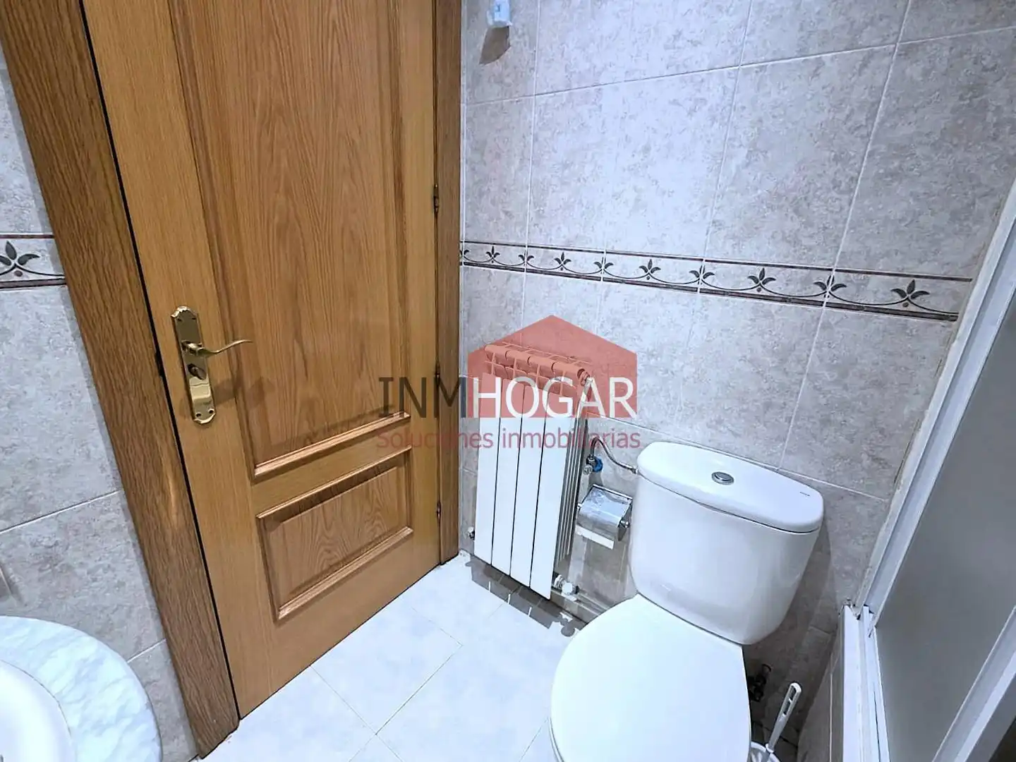 Baño de Apartamento en venta en Ávila con Calefacción, Trastero y Amueblado