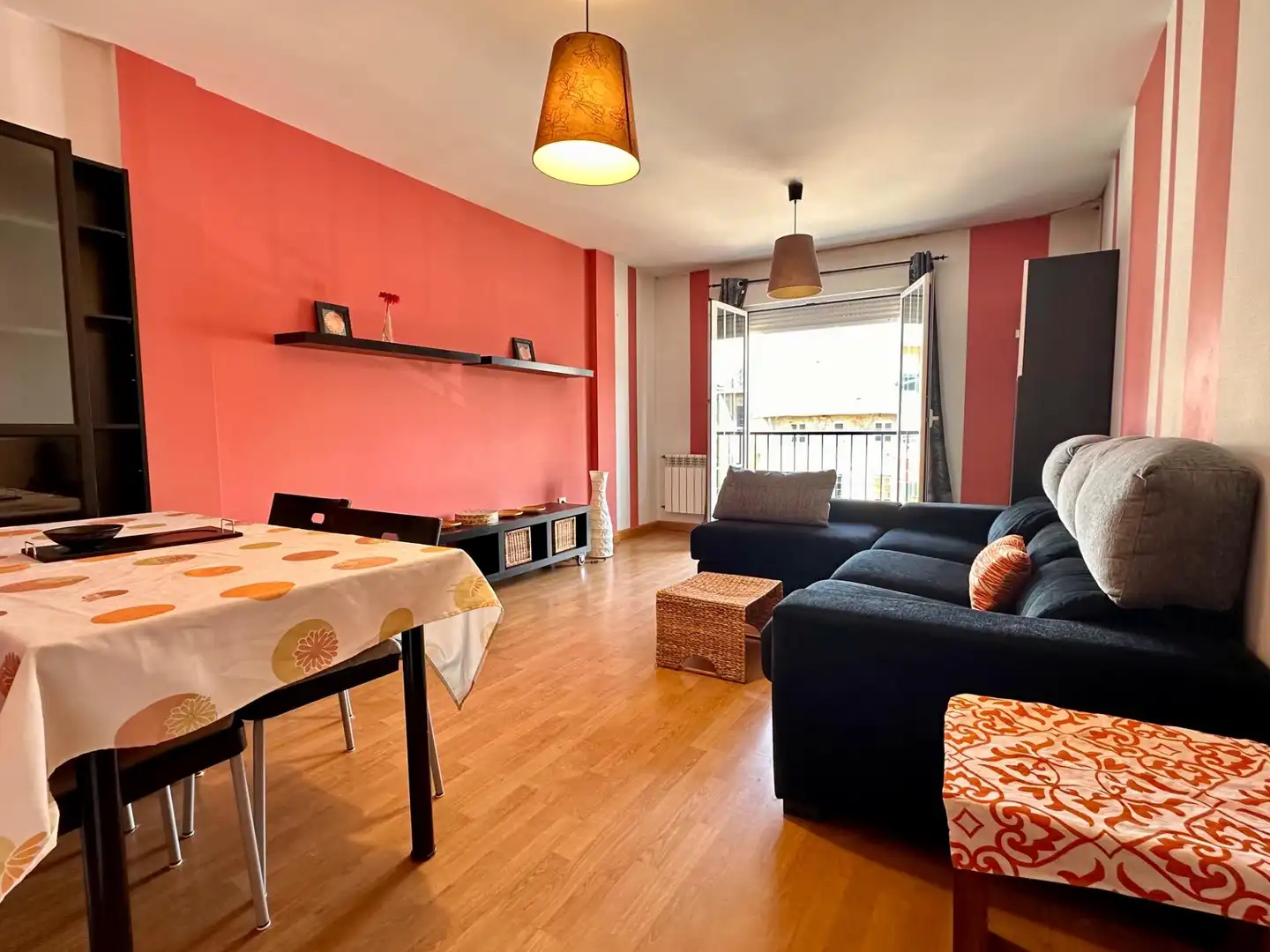 Living room of Apartments for sale in Ponferrada  with Heating, Storage room and Furnished