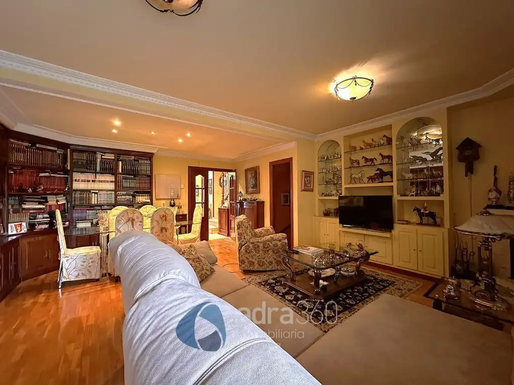 Sala de estar de Casa o chalet en venta en  Logroño con Aire acondicionado, Calefacción y Jardín privado
