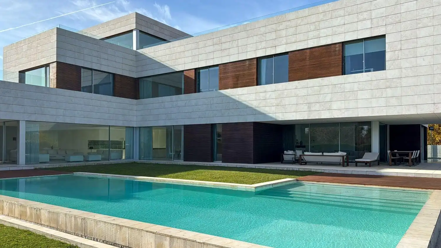 Exterior view of Houses for sale in Madrid  with Air Conditioner, Heating and Private garden