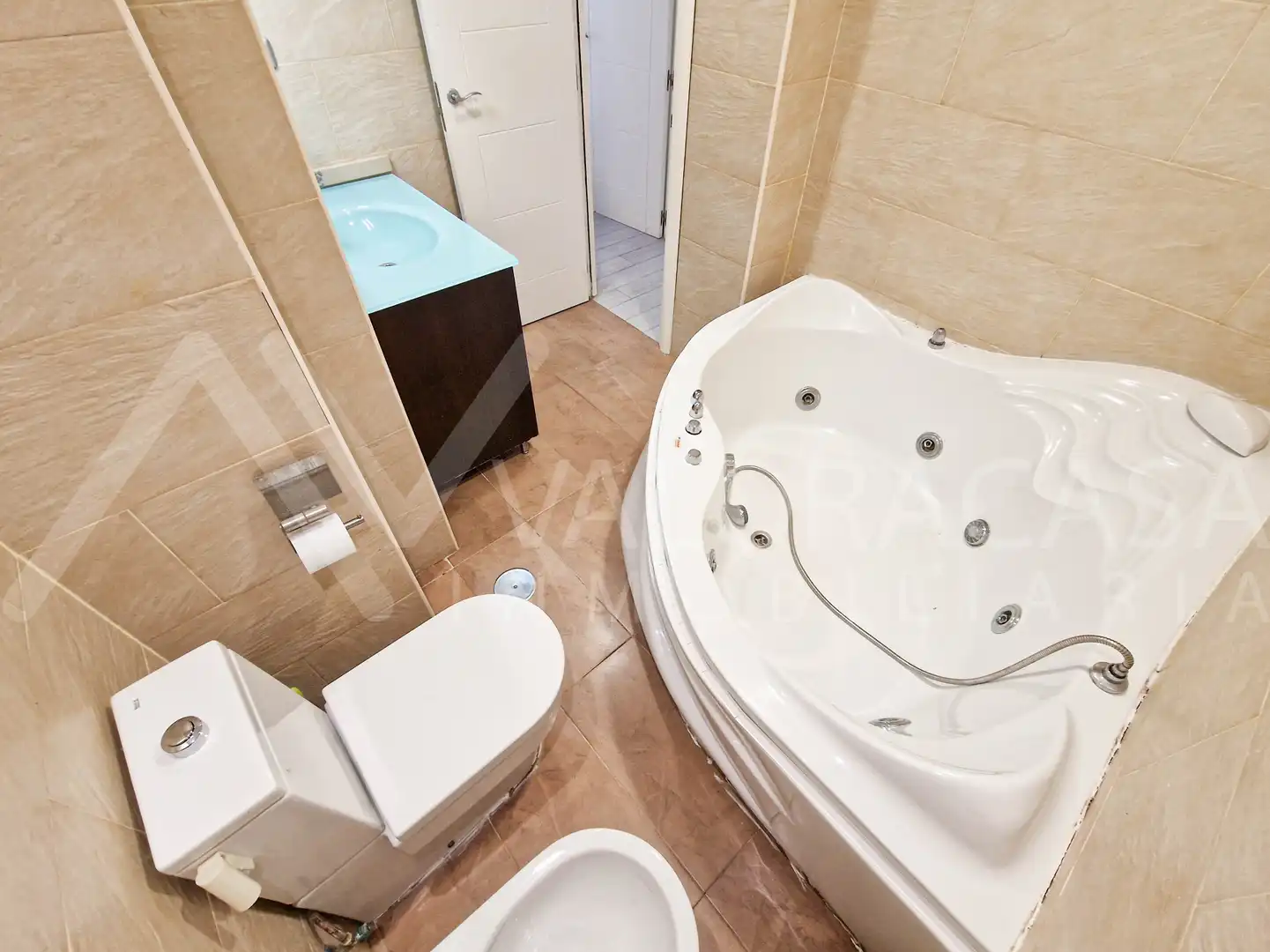 Baño de Piso en venta en Málaga con Aire acondicionado y Amueblado