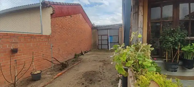 Casa o xalet en venda en Rueda amb Jardí privat