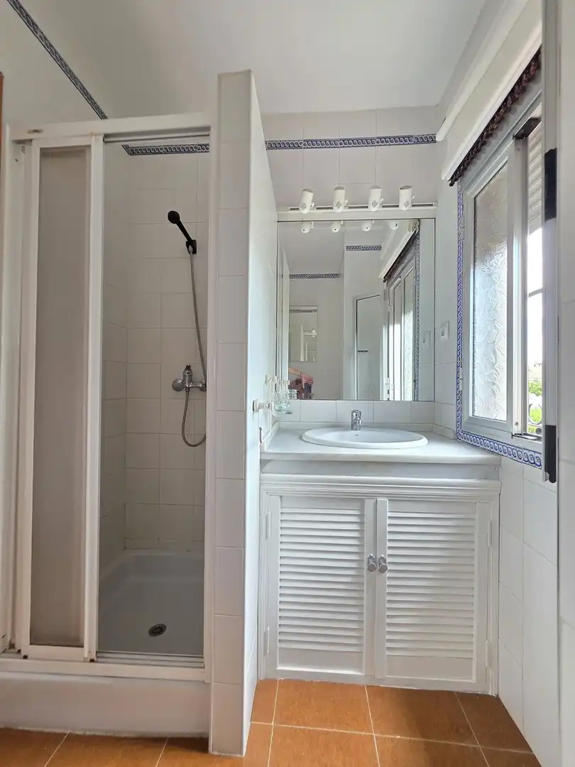 Chalet con piscina en venta en Palomares del Río, imagen 47